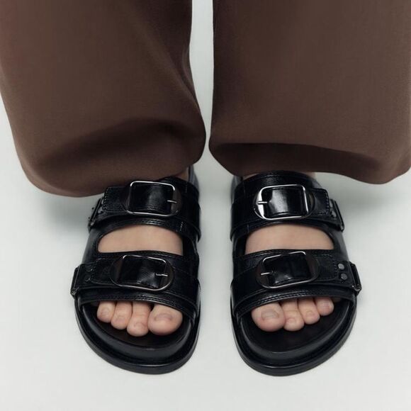 ZARA BUCKLED LEATHER SANDALS - Picture 8 of 9